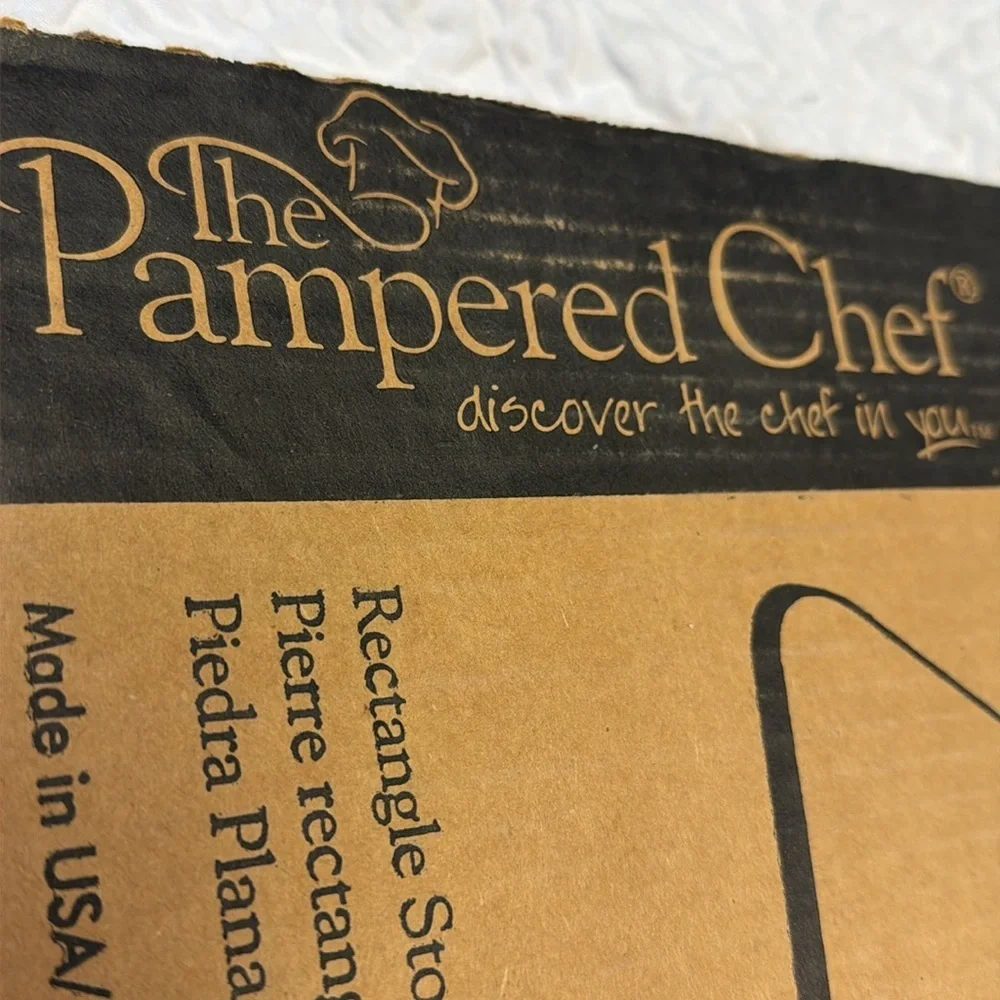 PAMPERED CHEF 1350 STONEWARE RECTANGLE BAKING STONE PIZZA 12X15 COOKIE SHEET
